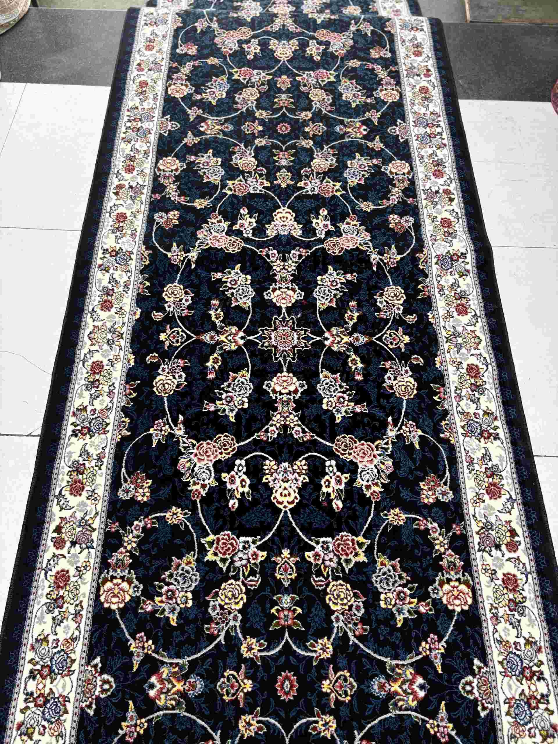 کناره فرش طرح لوتوس دودی